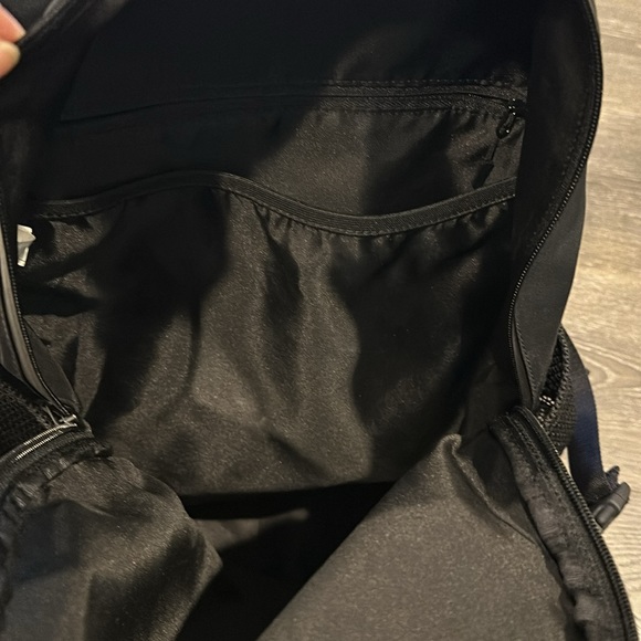 Lululemon Backpack - Picture 6 of 10
